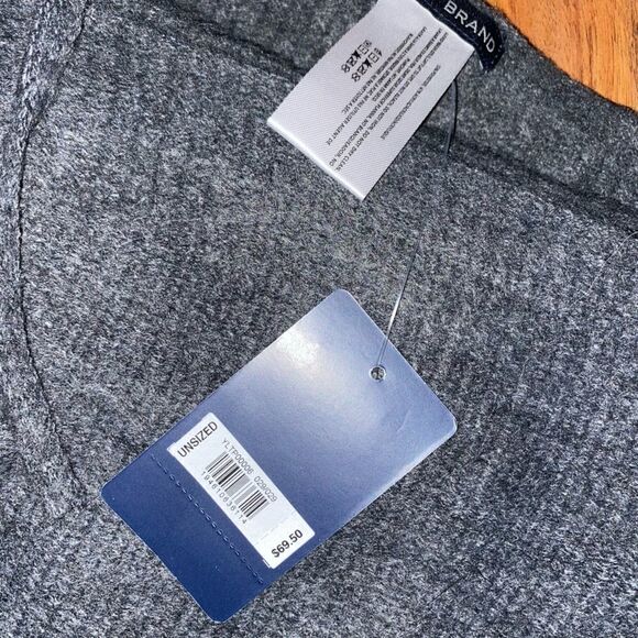 4 For $50 🎃 Lucky Brand NWT Gray Oversized Fringe Scarf - Picture 5 of 6